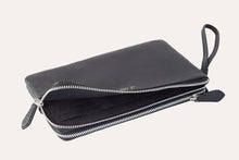 Load image into Gallery viewer, Large Wristlet