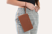 Load image into Gallery viewer, Large Wristlet