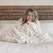Load image into Gallery viewer, Infinite Chunky Knit Blanket | Minky | Big - Blanc

