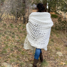 Load image into Gallery viewer, Infinite Chunky Knit Blanket | Minky | Big - Blanc
