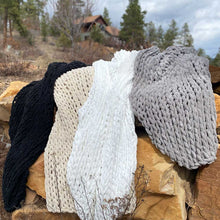 Load image into Gallery viewer, Infinite Chunky Knit Blanket | Minky | Big - Blanc
