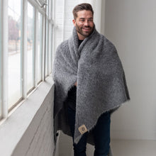 Load image into Gallery viewer, SURI Alpaca Blanket | Black + Dark Gray
