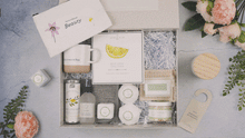 Load image into Gallery viewer, Relaxation Spa Gift Box