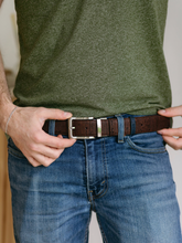 Load image into Gallery viewer, Cork Reversible Men's Belt (Brown/Navy)
