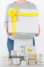 Load image into Gallery viewer, Relaxation Spa Gift Box